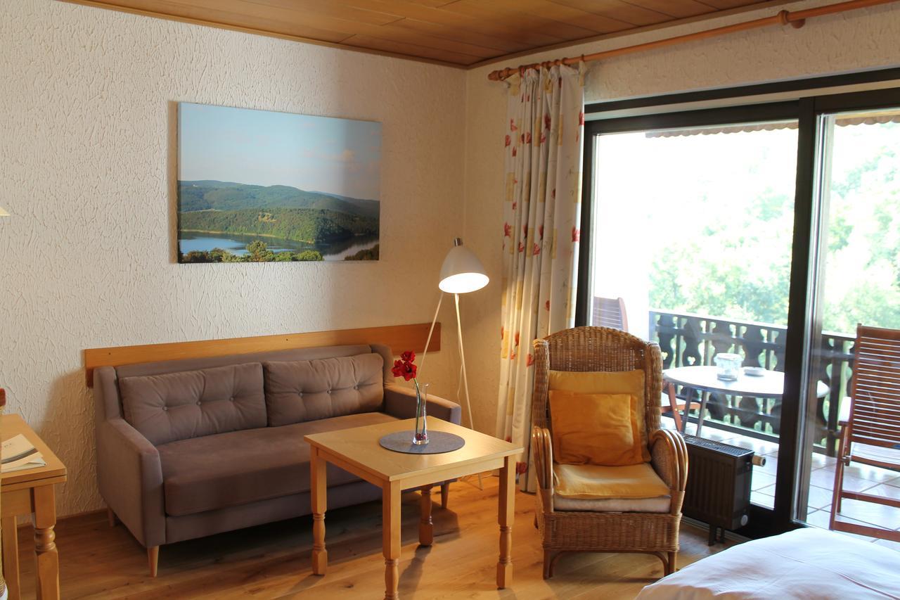 Belvedere Appart & Chalet: Edersee Retreat with GästeCard Waldeck  Exterior photo